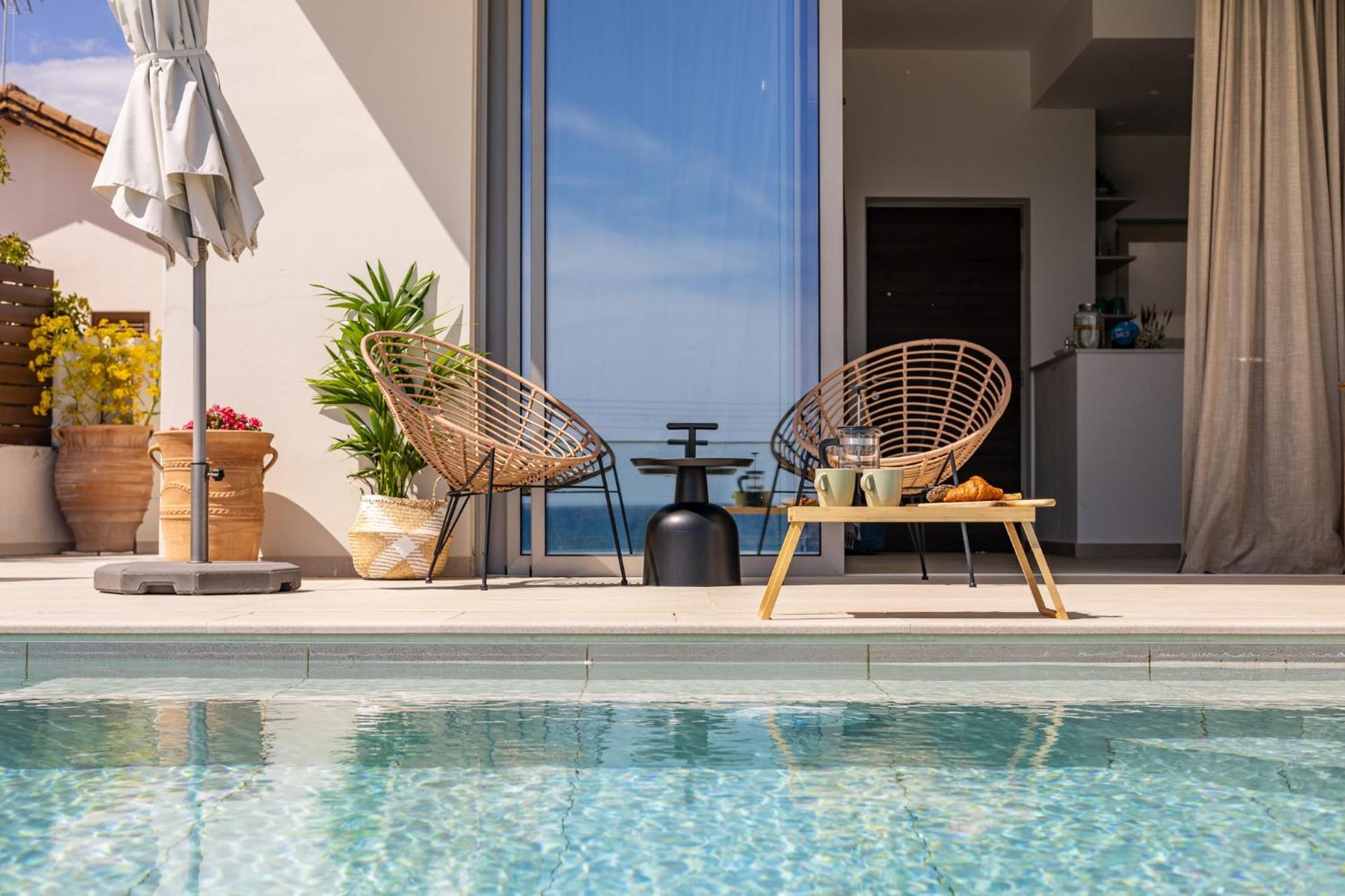 Villa Pacy Agios Theodoros Ngoại thất bức ảnh